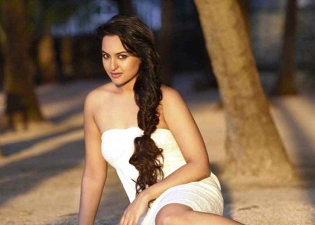 Who is Sonakshi Sinha?